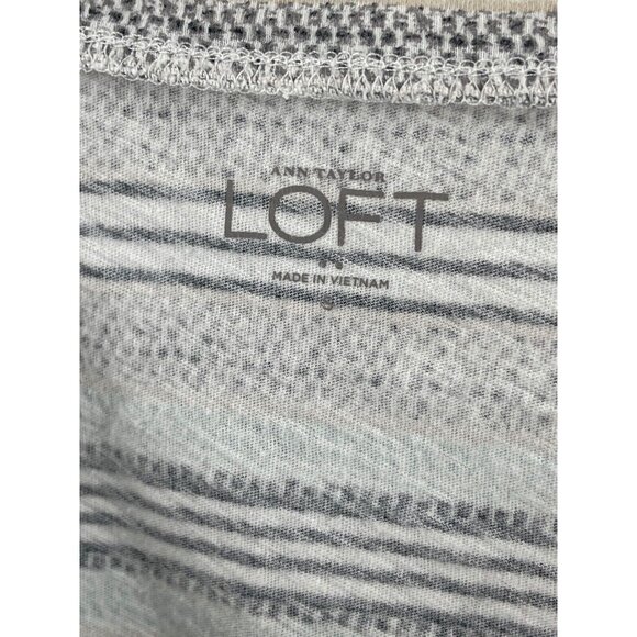 Loft Ann Taylor Small S Women's Top Short Sleeve Casual Soft Comfortable T-Shirt - Picture 3 of 7